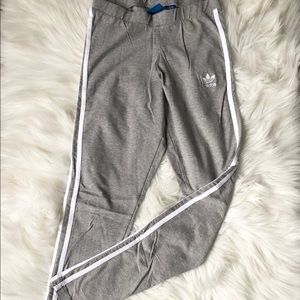 Gray Adidas 3 stripe leggings